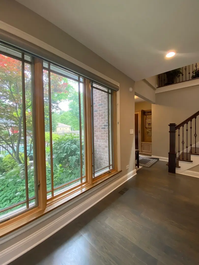 1052 Margret Street, Des Plaines, IL 60016 - #2