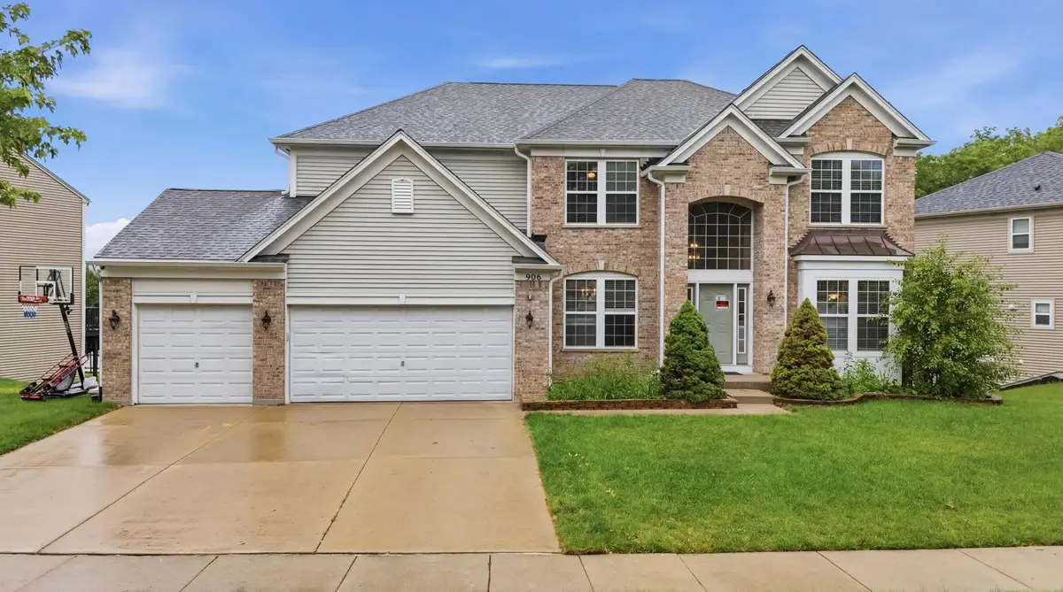 906 Blue Ridge Drive, Streamwood, IL 60107 - #1