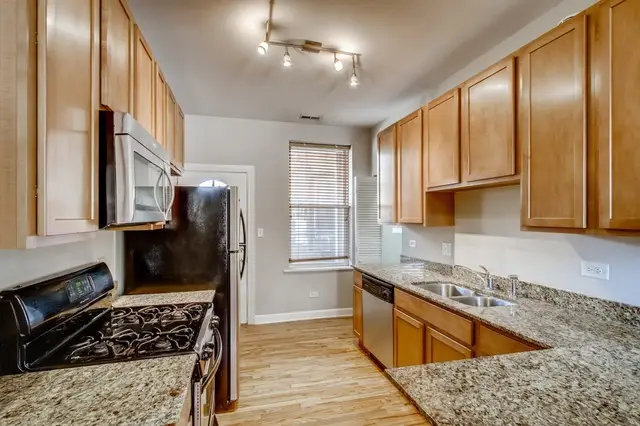 2403 N Hamlin Avenue #1, Chicago, IL 60647 - #3