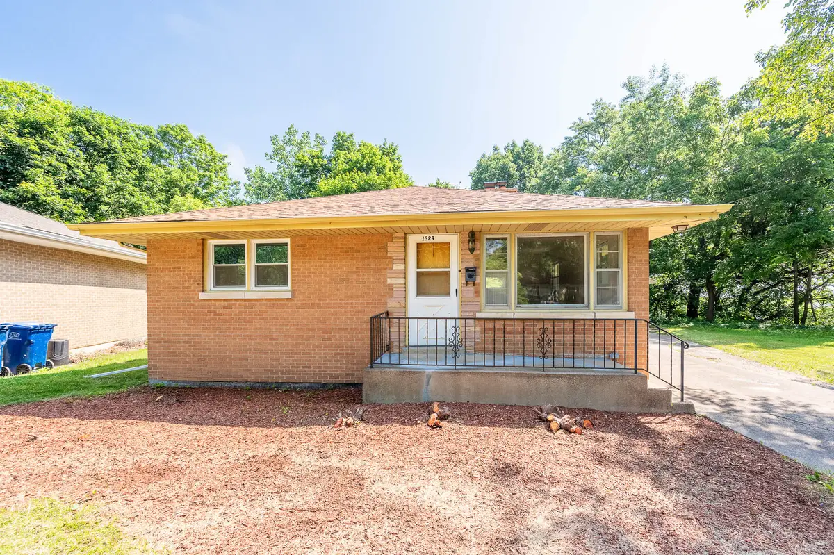 1329 Eastview Drive, Waukegan, IL 60085 - #1