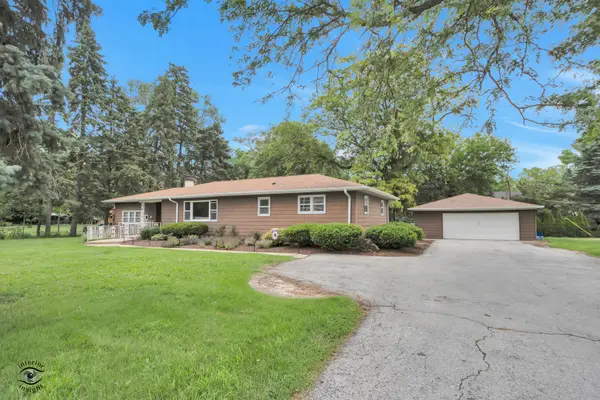 2608 Essington Road, Joliet, IL 60435