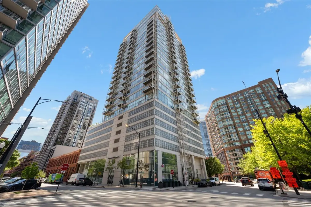 653 N Kingsbury Street #1103, Chicago, IL 60654 - #1