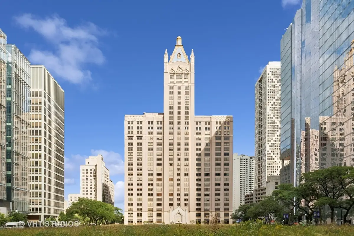 680 N Lake Shore Drive #P-767, Chicago, IL 60611 - #1