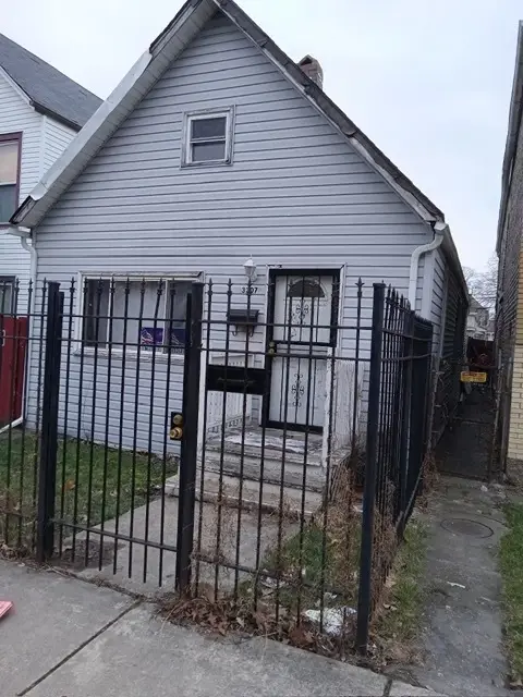 3307 W 37th Place, Chicago, IL 60632 - #1