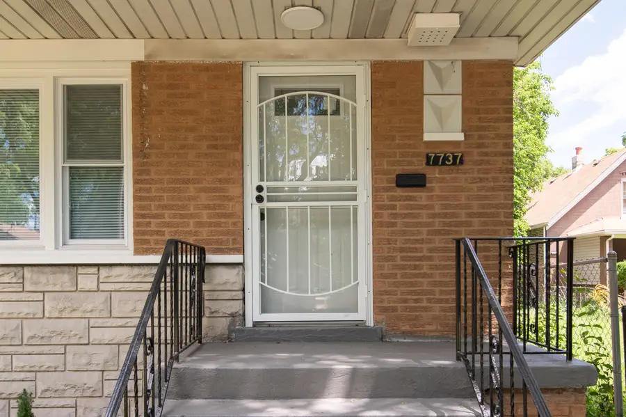7737 S Champlain Avenue, Chicago, IL 60619 - #2