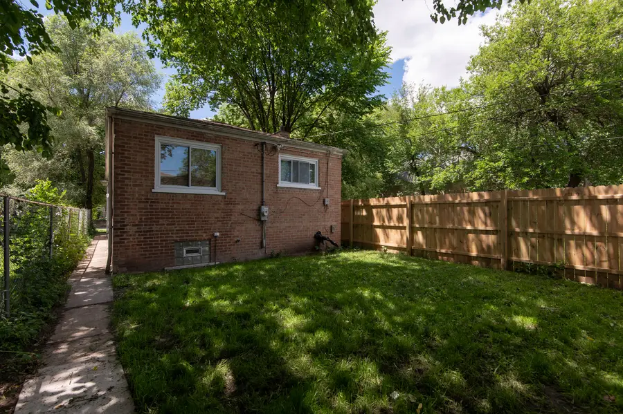 7737 S Champlain Avenue, Chicago, IL 60619 - #3