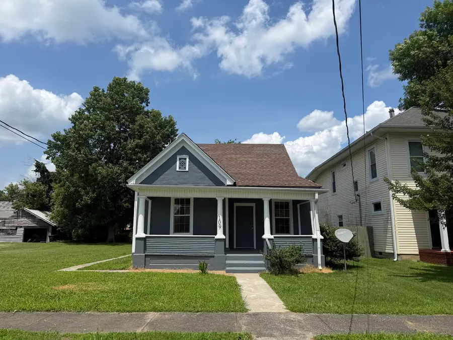 109 E 7th Street, Metropolis, IL 62960 - #2
