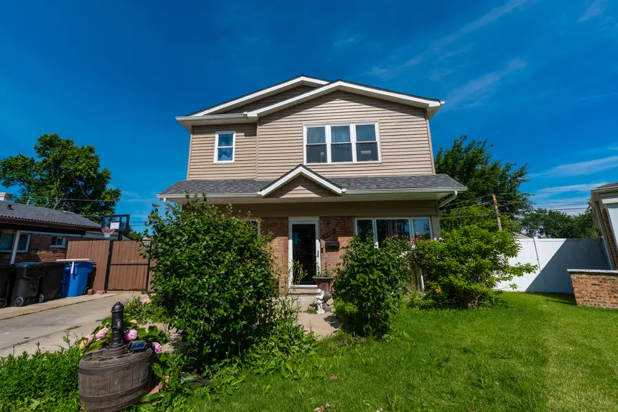 8421 S Scottsdale Avenue, Chicago, IL 60652 - #3