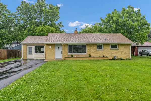 10274 W Ford Avenue, Beach Park, IL 60099