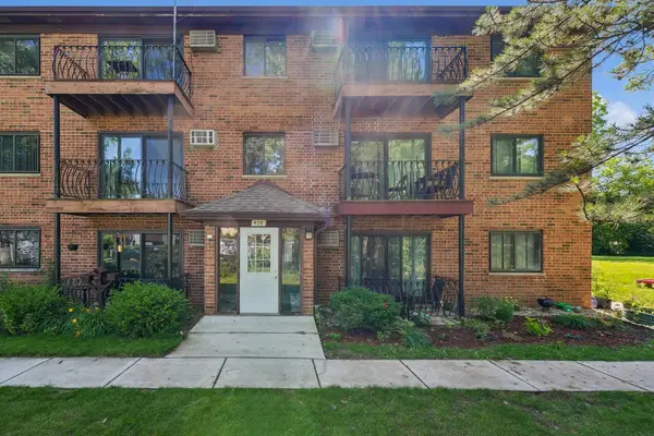 928 W Irving Park Road #309, Bensenville, IL 60106
