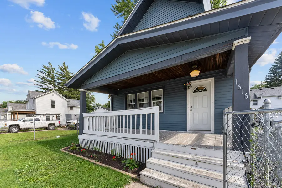 1616 25th Avenue, Moline, IL 61265 - #3