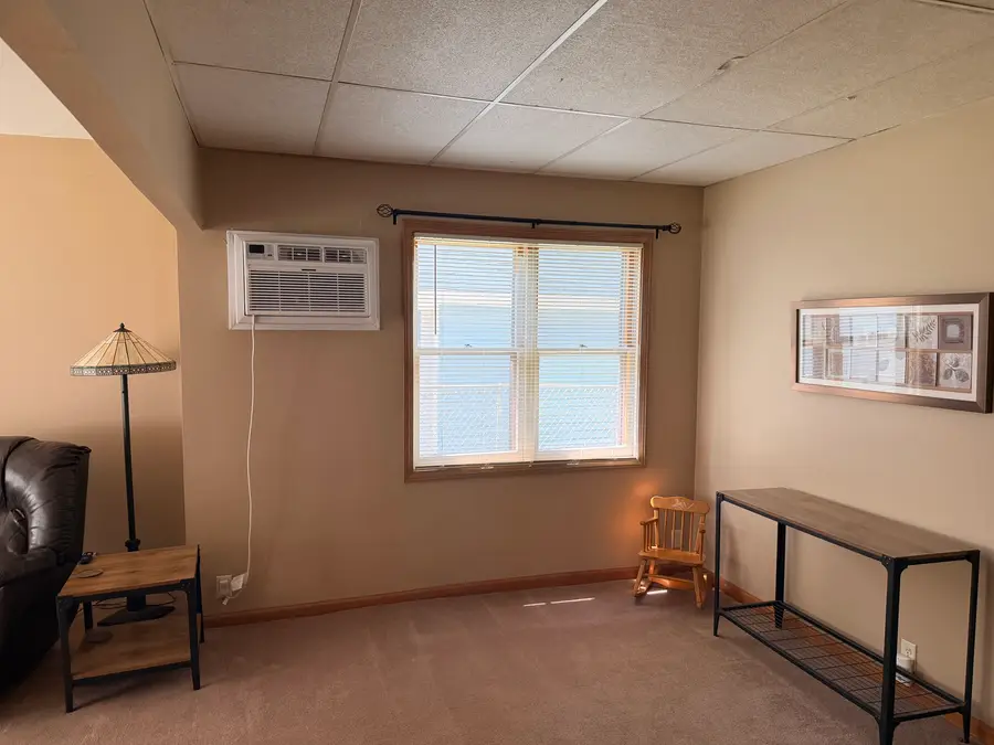 14522 Saint Louis Avenue, Midlothian, IL 60445 - #3