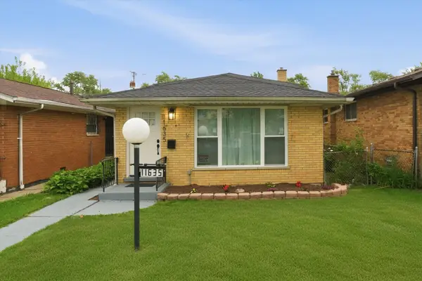 11635 S Bishop Street, Chicago, IL 60643