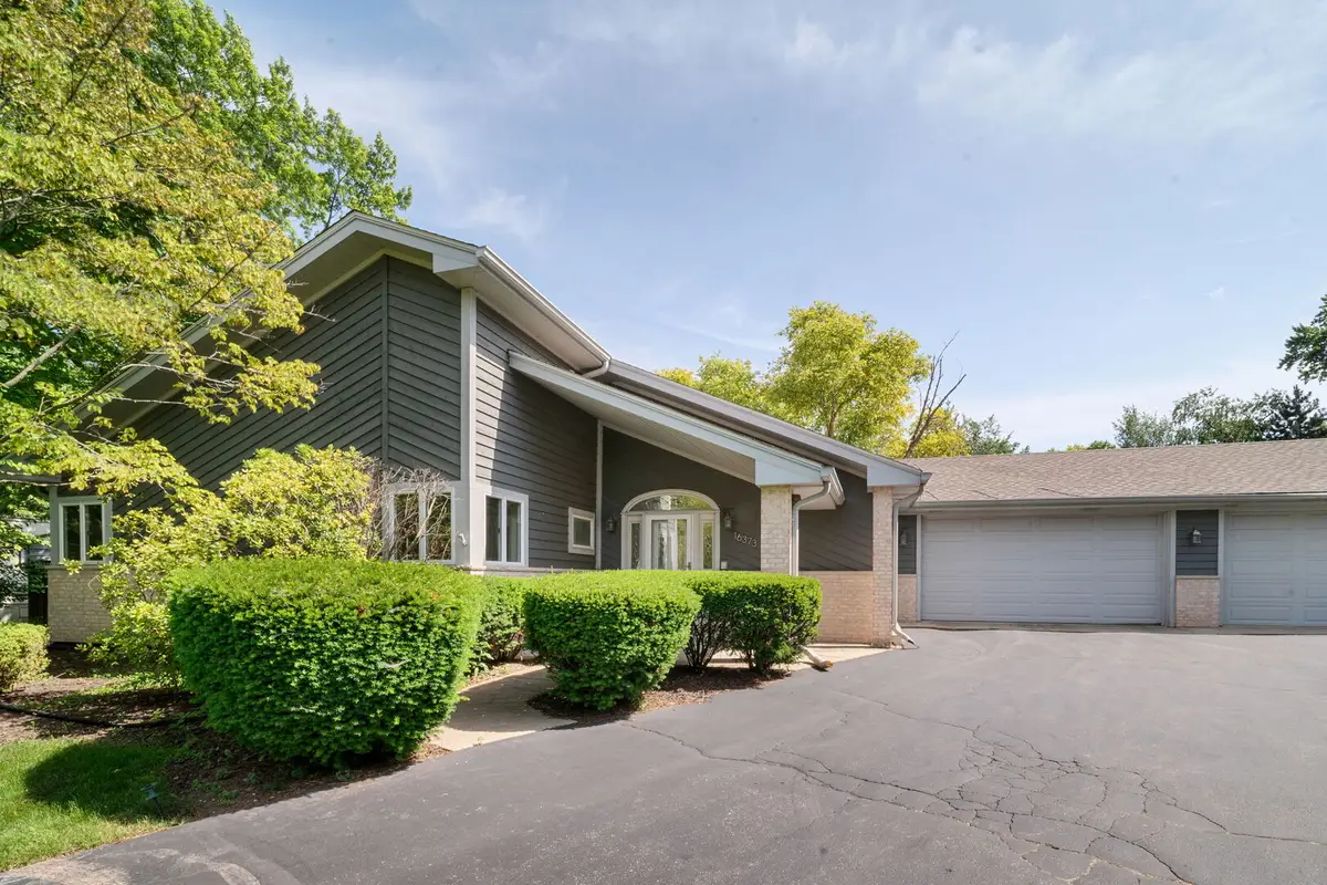 16373 W Menna Lane, Lincolnshire, IL 60069 - #1
