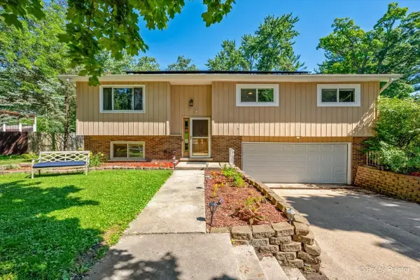 29W264 Lee Road, West Chicago, IL 60185