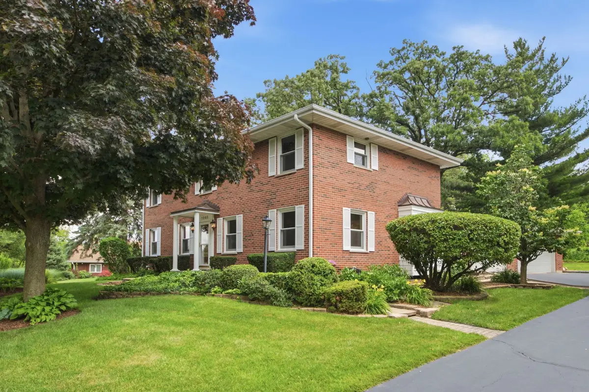 1065 Barneswood Drive, Downers Grove, IL 60515 - #1