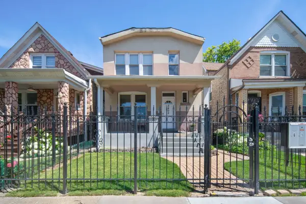 3402 W Beach Avenue, Chicago, IL 60651