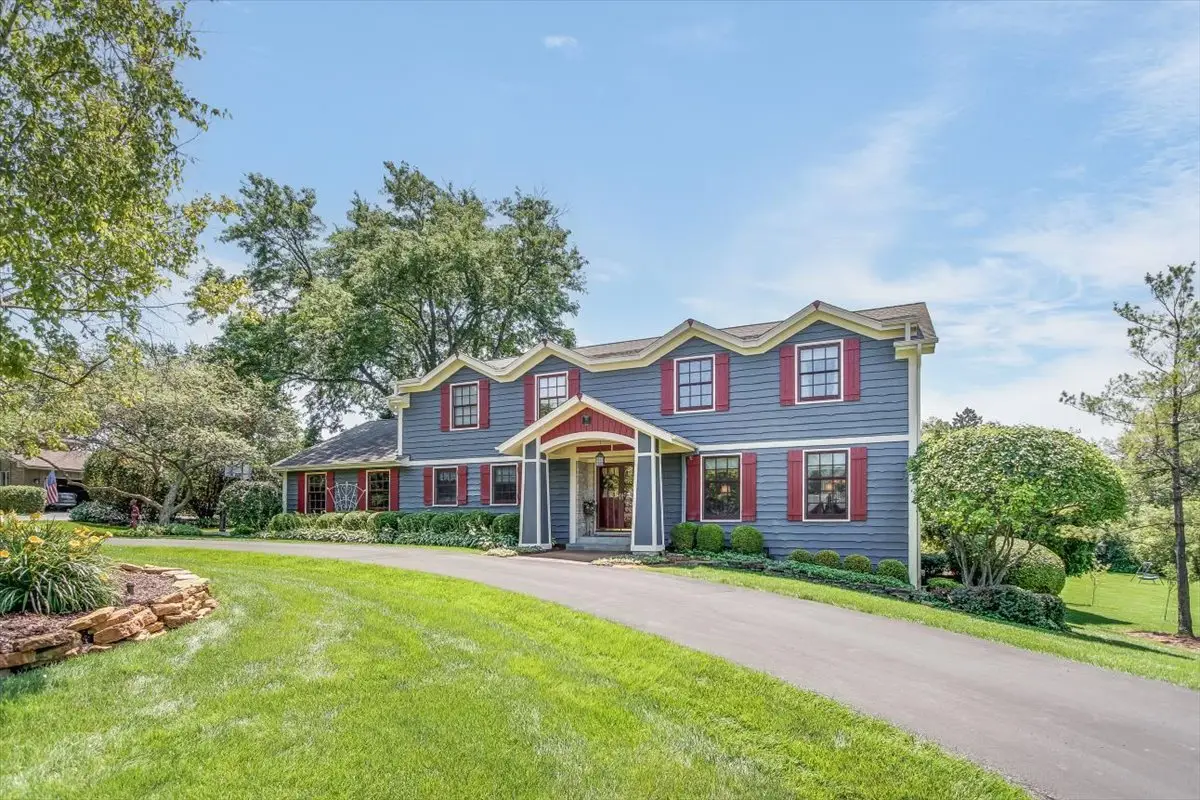 135 Harbor Drive, Lake Barrington, IL 60010 - #1