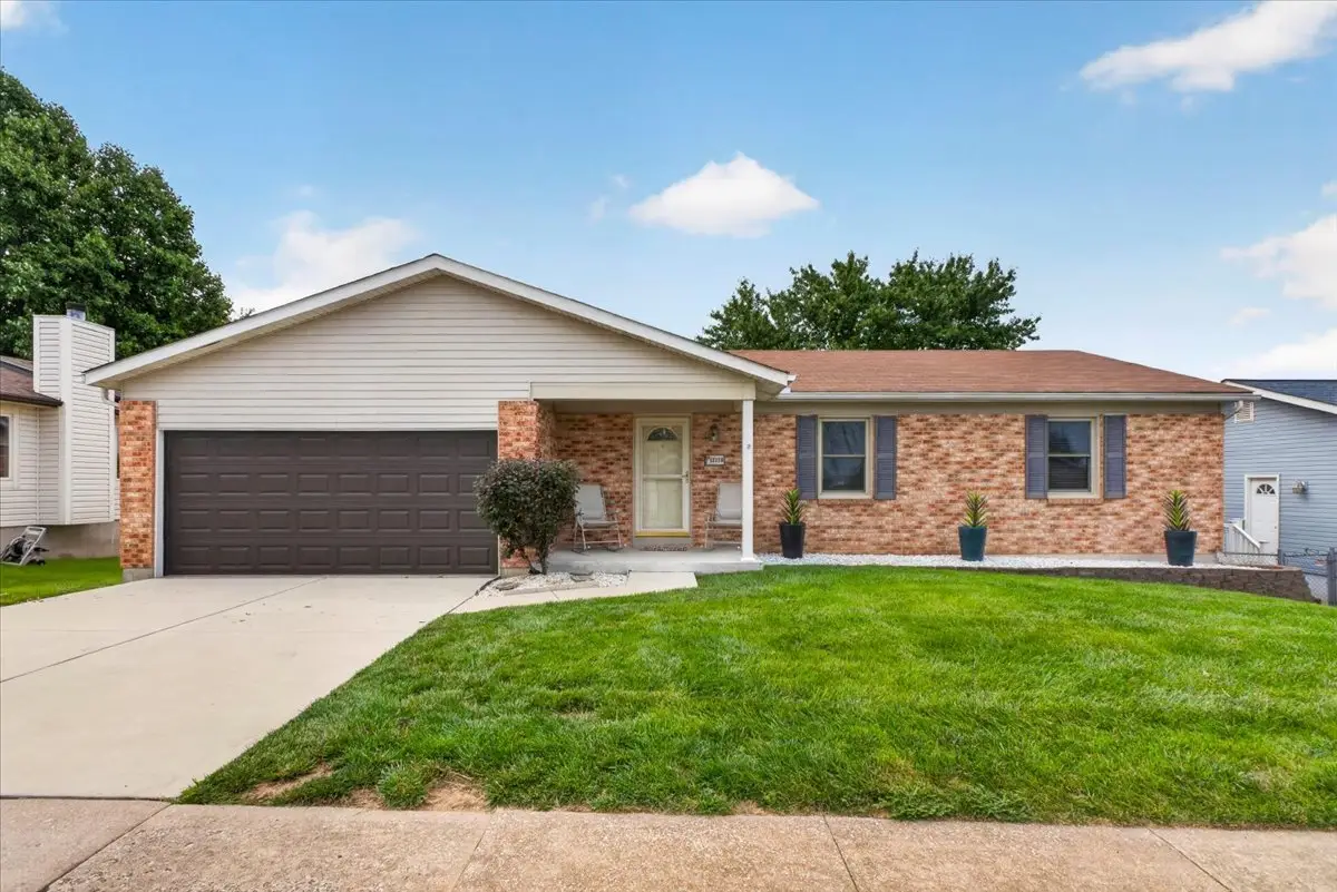 12120 Jeannette Mary Drive, Maryland Heights, MO 63043 - #1