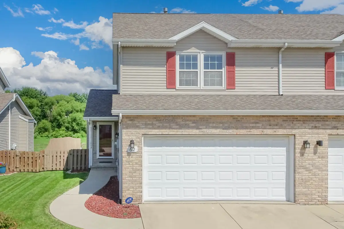 62 Vermont Avenue, Bloomington, IL 61701 - #1
