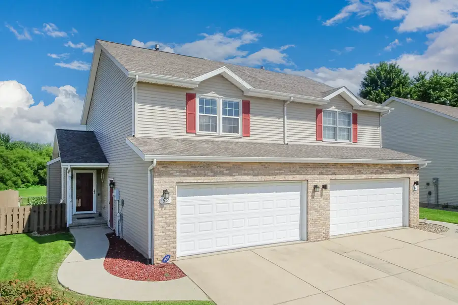 62 Vermont Avenue, Bloomington, IL 61701 - #2