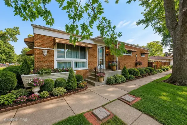 3800 Highland Avenue, Berwyn, IL 60402