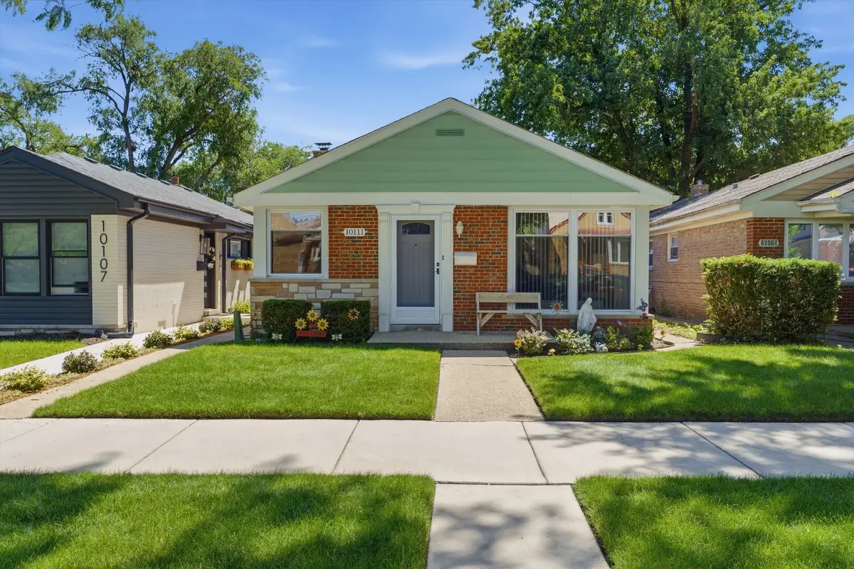 10111 S California Avenue, Chicago, IL 60655 - #1