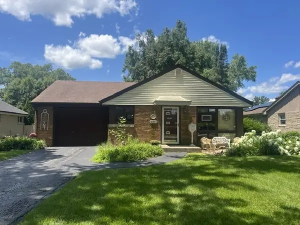 325 S Evanslawn Avenue, Aurora, IL 60506