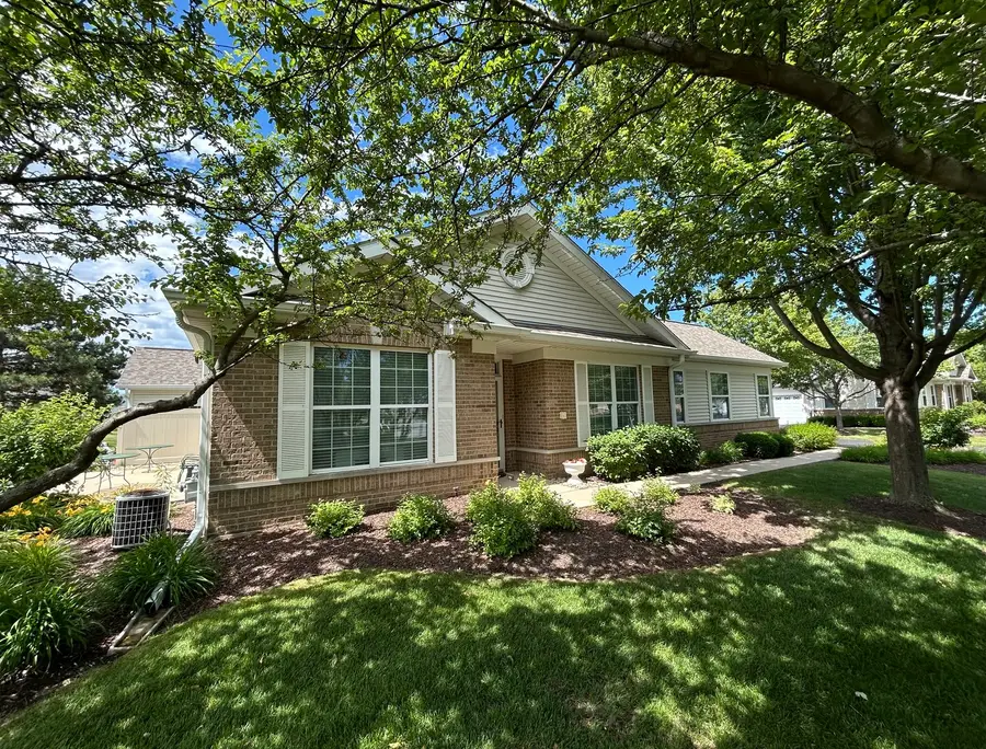 21561 Wolf Lake Court, Crest Hill, IL 60403 - #2