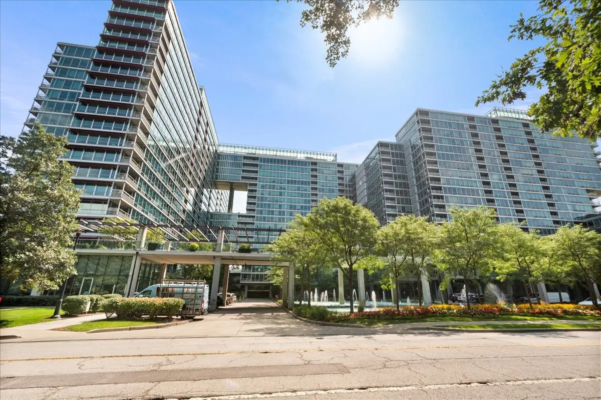 9655 Woods Drive #1006, Skokie, IL 60077 - #1