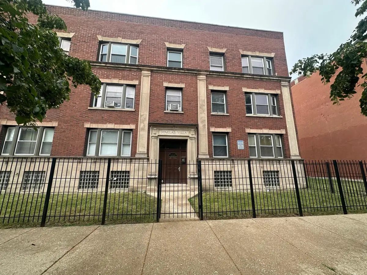 4354 W Washington Boulevard #301, Chicago, IL 60624 - #1