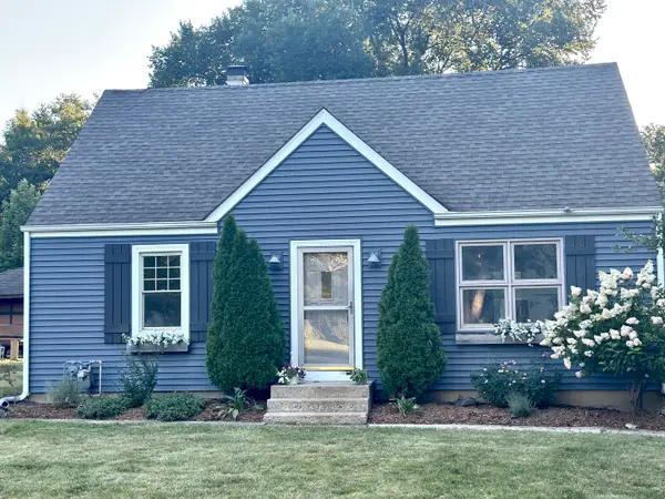 1N016 Woods Avenue, Wheaton, IL 60187