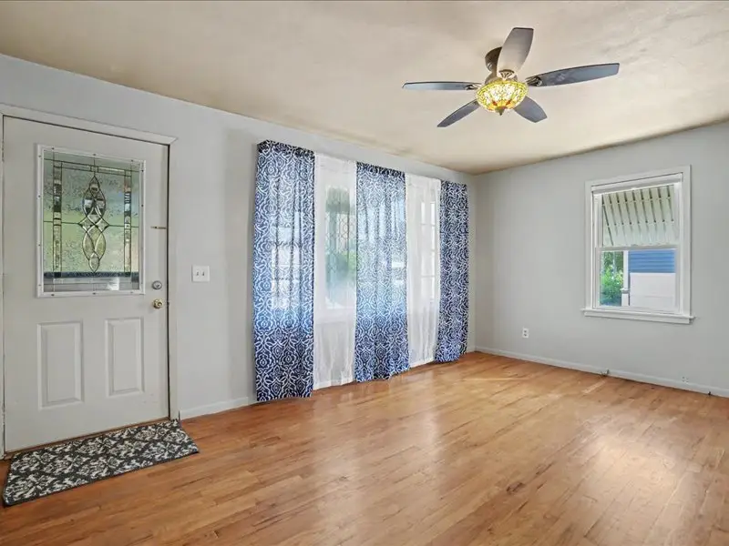 810 12th Street W, Milan, IL 61264 - #3