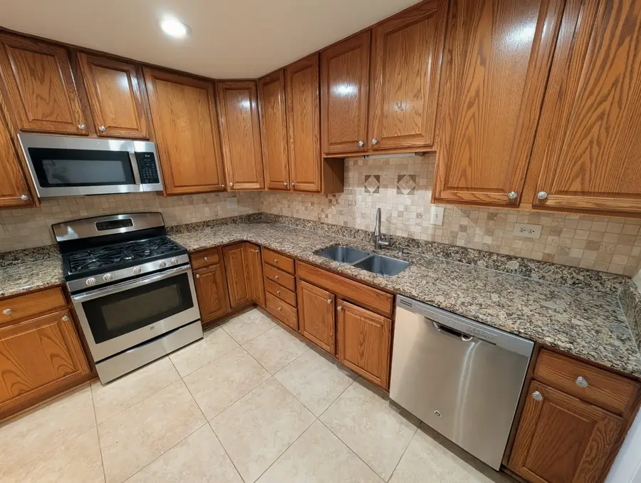 9588 Terrace Place #1F, Des Plaines, IL 60016 - #2