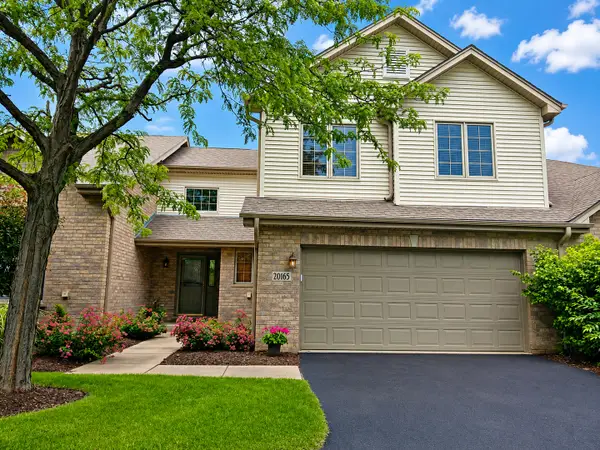 20165 Crystal Lake Way, Frankfort, IL 60423