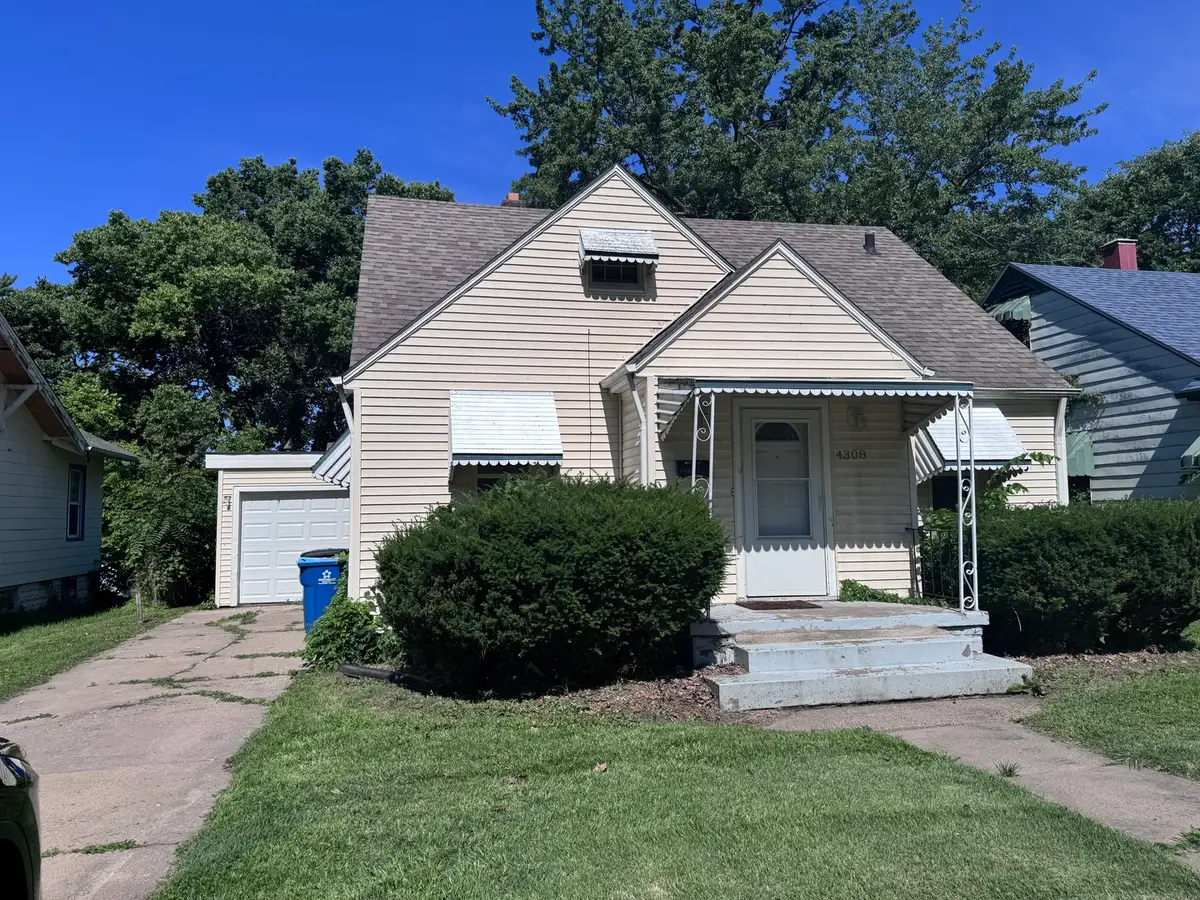 4308 12th Street, Rock Island, IL 61201 - #1