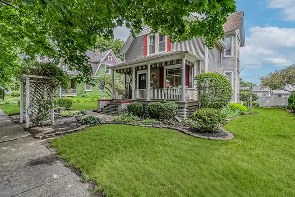 206 N Pine Street, Momence, IL 60954