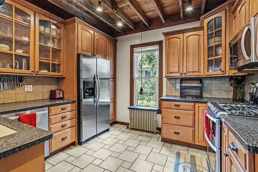 206 N Pine Street, Momence, IL 60954 - #3
