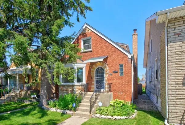 5349 N Neenah Avenue, Chicago, IL 60656