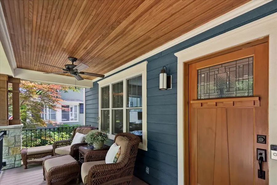 307 Elm Court, Libertyville, IL 60048 - #2