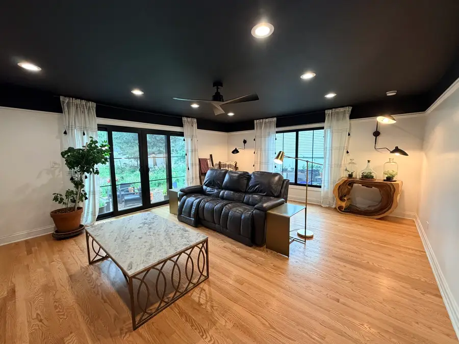 1753 Lunt Avenue, Des Plaines, IL 60018 - #3