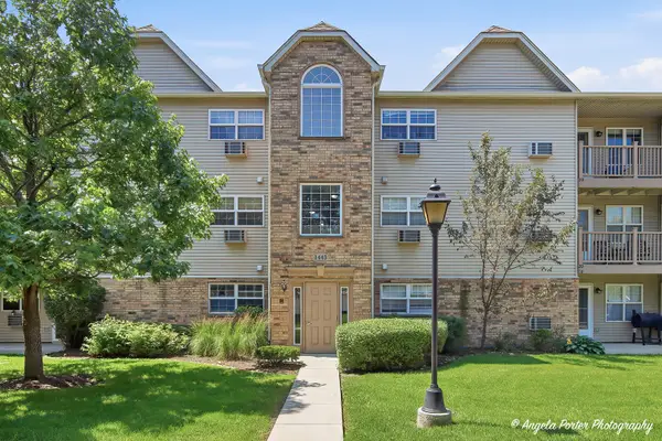 Address Withheld By Seller, Round Lake Beach, IL 60073