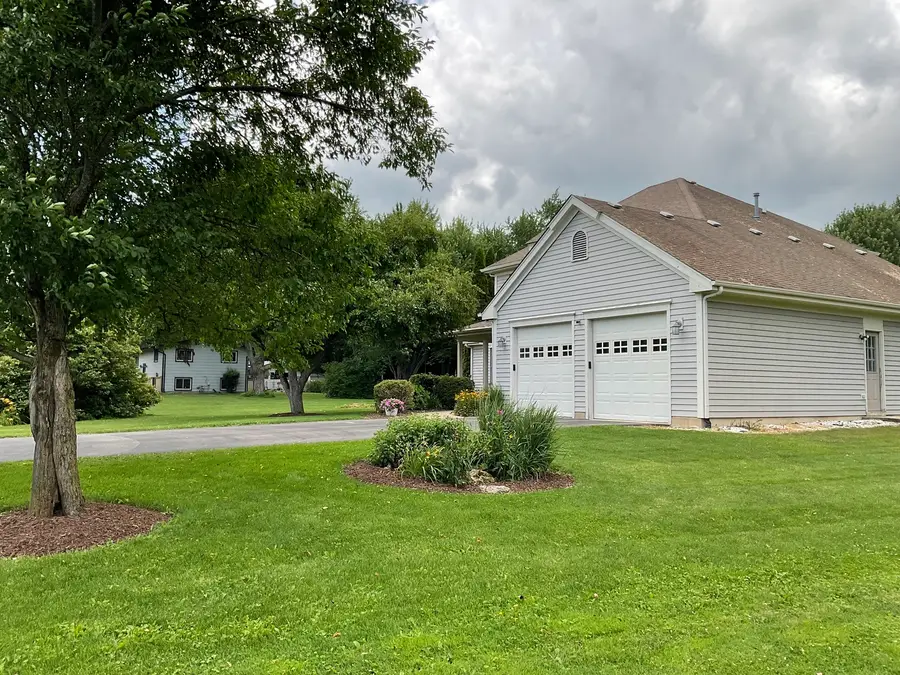 41W610 Silvana Drive, Elgin, IL 60124 - #3