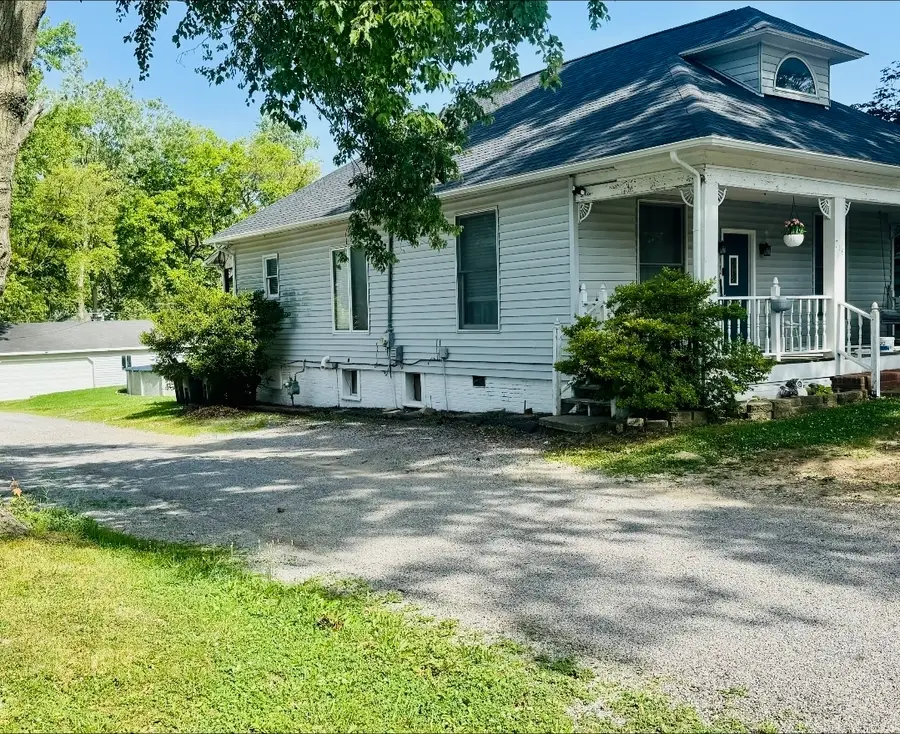 716 S Mckinley Street, Harrisburg, IL 62946 - #2