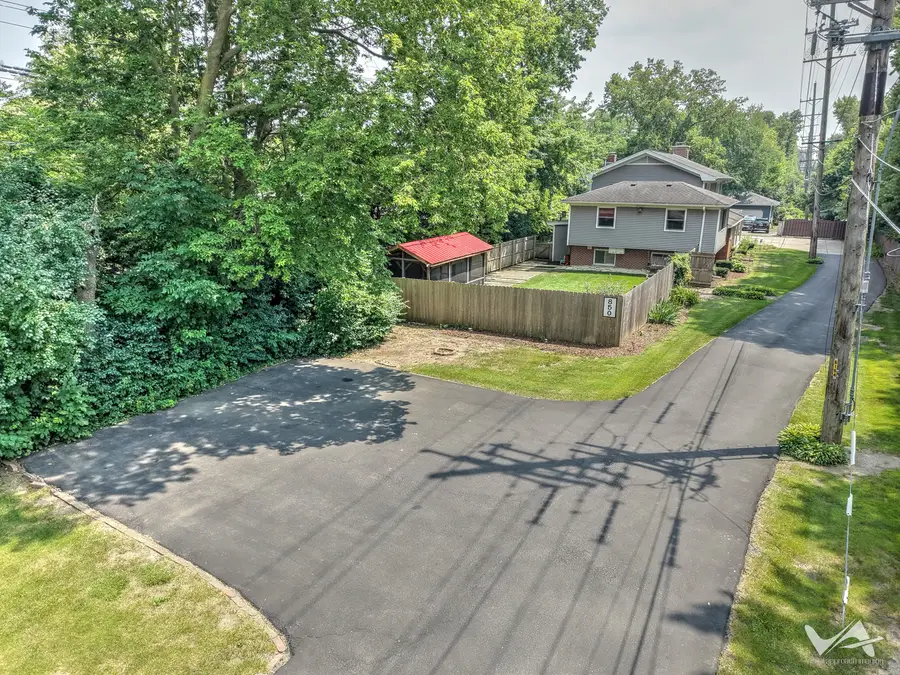 850 W Fabyan Parkway, Batavia, IL 60510 - #2