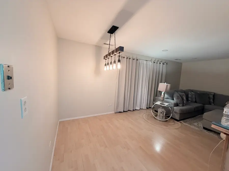 9147 S Roberts Road #205, Hickory Hills, IL 60457 - #3