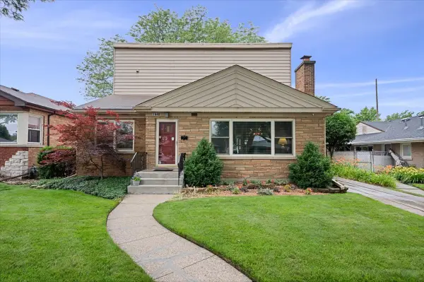 7448 Keeler Avenue, Skokie, IL 60076