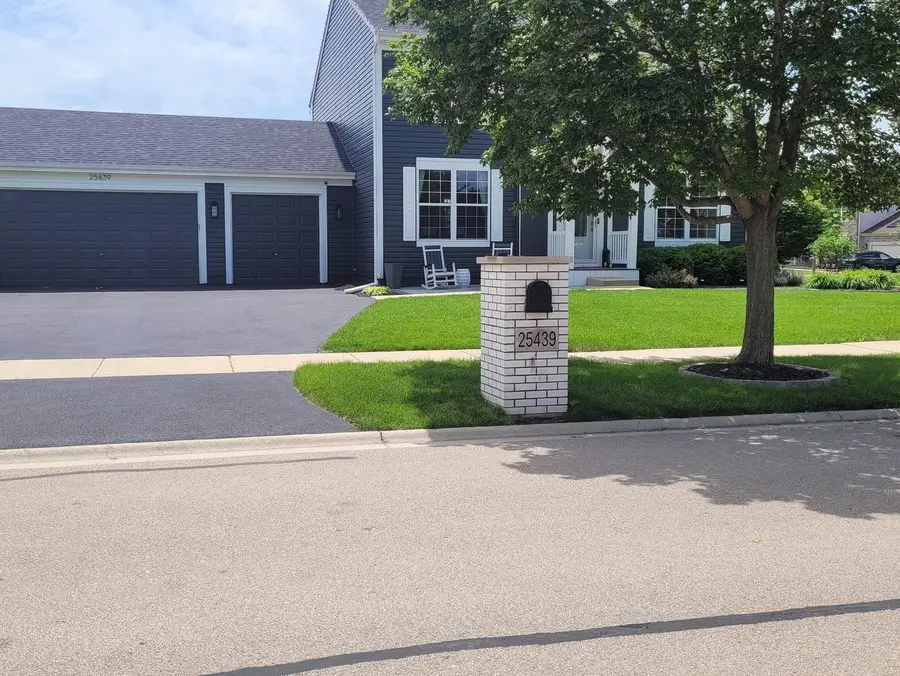 25439 Bower Court, Plainfield, IL 60585 - #2