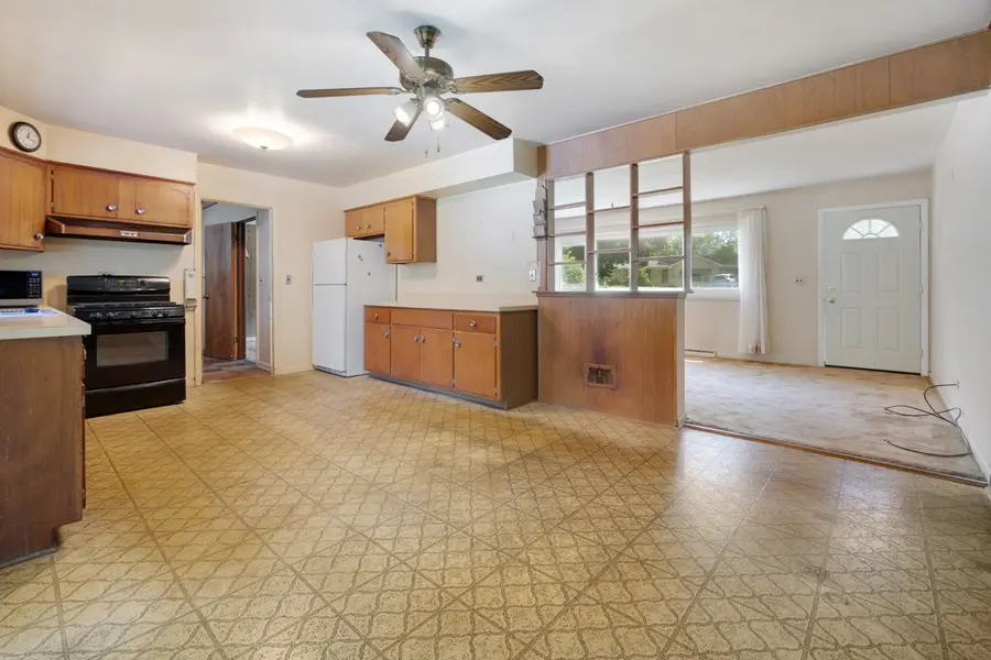 12 E Elaine Circle, Prospect Heights, IL 60070 - #2