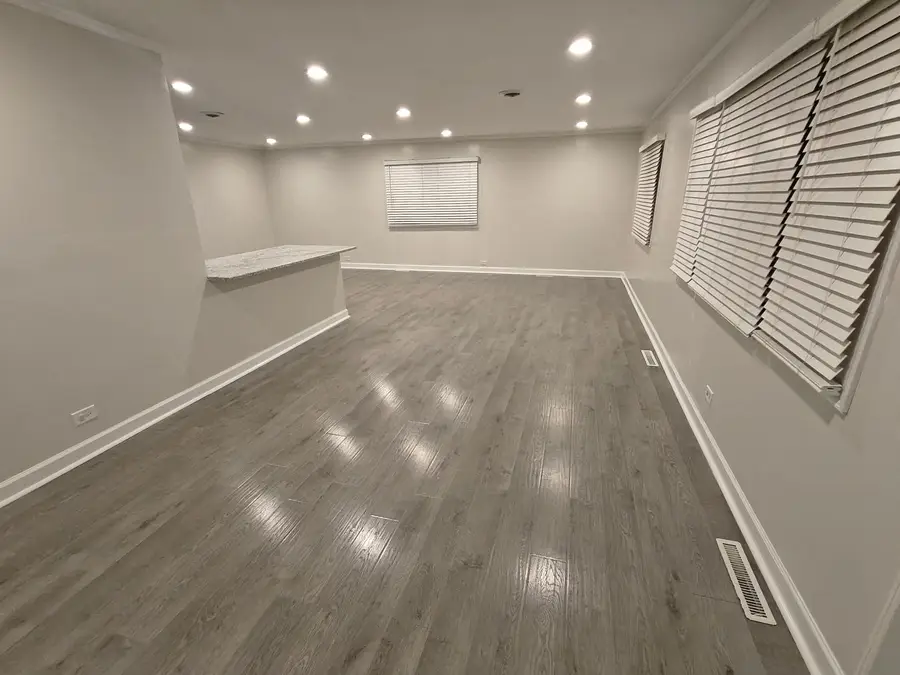 18468 W Meadow Lane, Gurnee, IL 60031 - #2